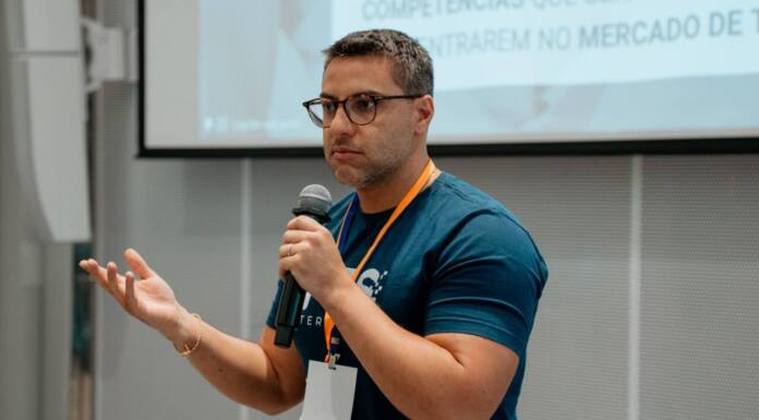 Evento reúne escolas de Ensino Médio do Reino Unido, Suíça, Canadá e Estados Unidos Diogo Rodrigos - Crédito da Foto Sencess