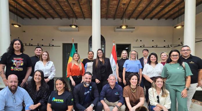 Encontro na Embaixada do Brasil no Paraguai garante visita de profissionais do turismo ao Litoral do Paraná