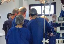 Hospital do Paraná realiza cirurgia pioneira de alta complexidade para correção de deformidade craniana