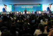 Alexandre Curi promove encontro em Umuarama com mais de 1.000 pessoas presentes
