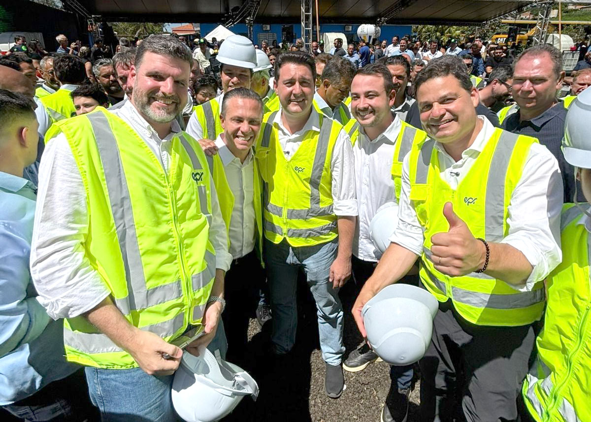 Ratinho Junior e Palhares lançam duplicação histórica de R$ 600 milhões na BR-153 Ratinho Junior e Palhares lançam duplicação histórica de R$ 600 milhões na BR-153