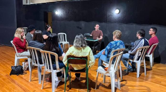 Jacarezinho oferece aulas gratuitas de canto e coral para a comunidade