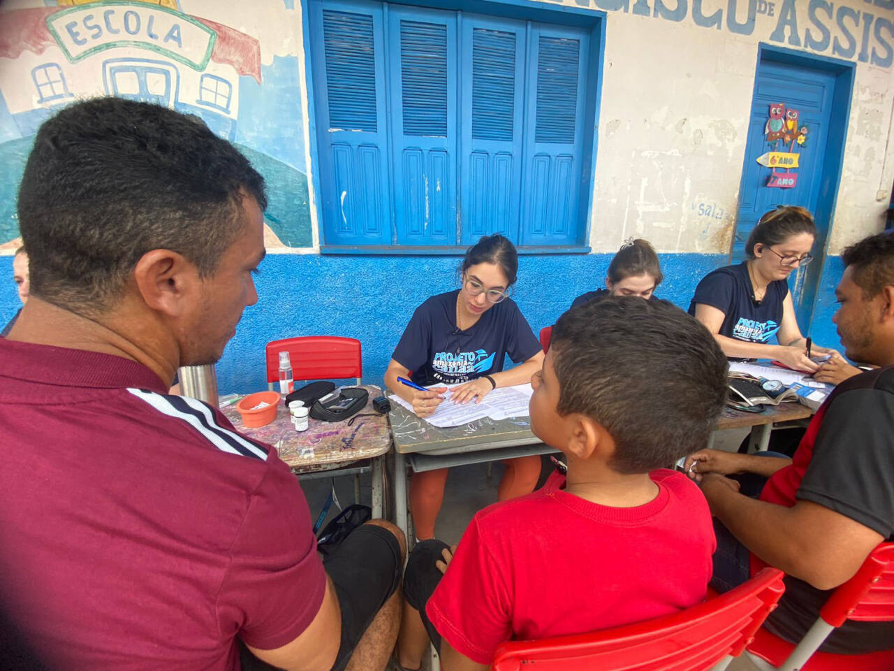 Médicos e estudantes do Paraná embarcam em nova missão humanitária