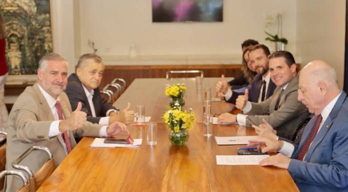 Motta anuncia acordo com o governo sobre dívidas dos produtores rurais