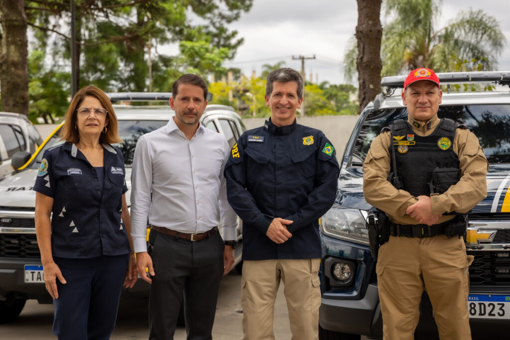 EPR Litoral Pioneiro realiza entrega de equipamentos às polícias rodoviárias