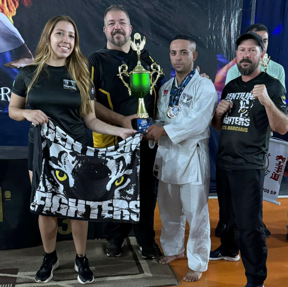 Atletas de Siqueira Campos e Salto do Itararé disputam Regional de Karatê em Guapirama Atletas de Siqueira Campos e Salto do Itararé disputam Regional de Karatê em Guapirama