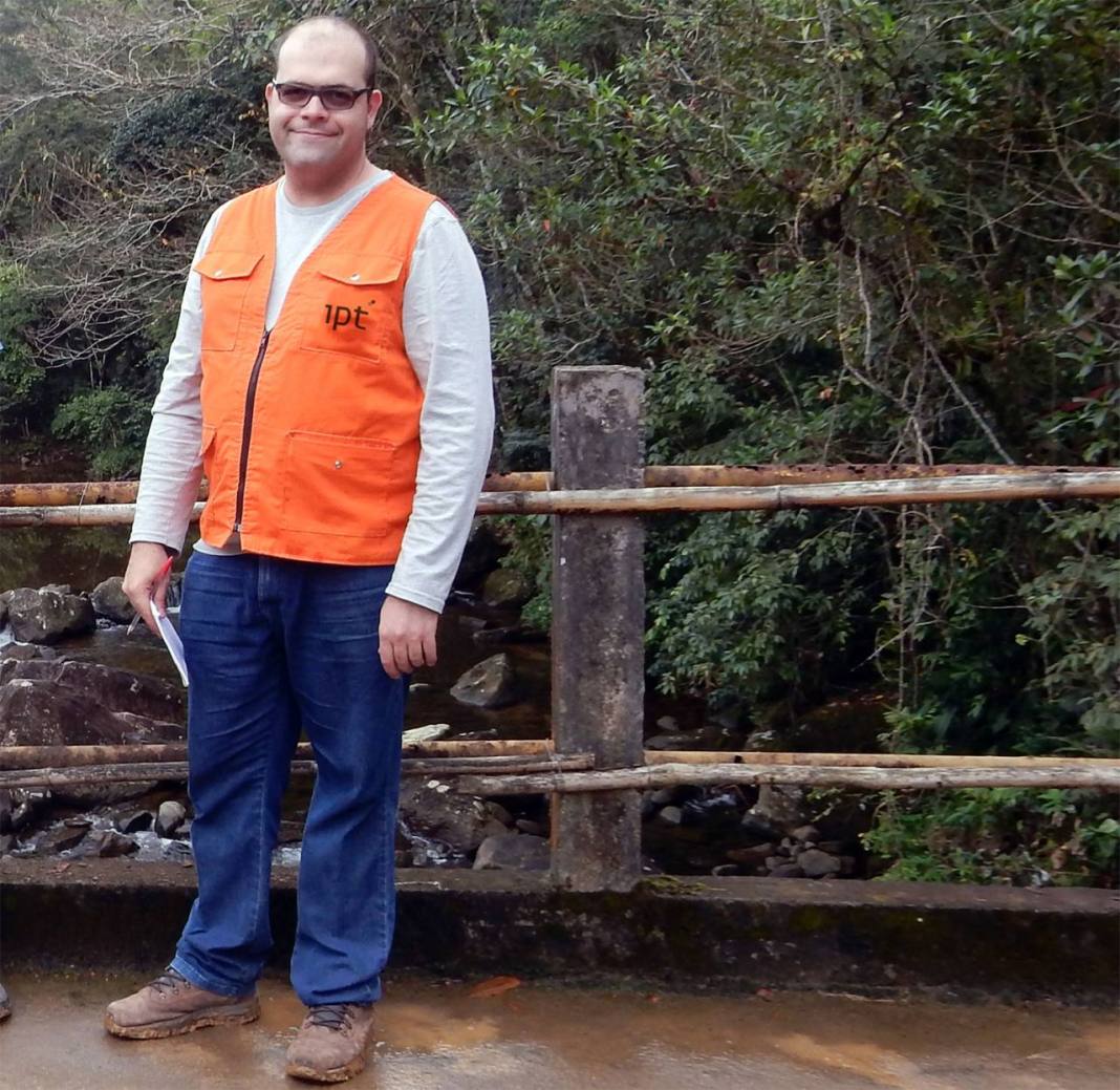 O pesquisador do IPT Filipe Falcetta em trabalho de campo - Divulgação
