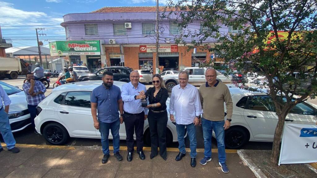 Romanelli faz entrega de novos veículos para Cornélio Procópio