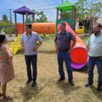 Prefeitura de Santo Antônio da Platina inaugura novos playgrounds em parceria com vereadores locais