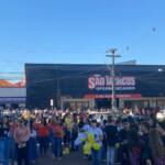 Passeata alerta para luta contra a exploração sexual de crianças e adolescentes