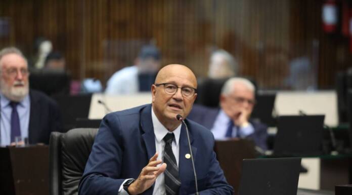 Romanelli propõe lei que torna obrigatória a implantação de acostamento em rodovias do Estado