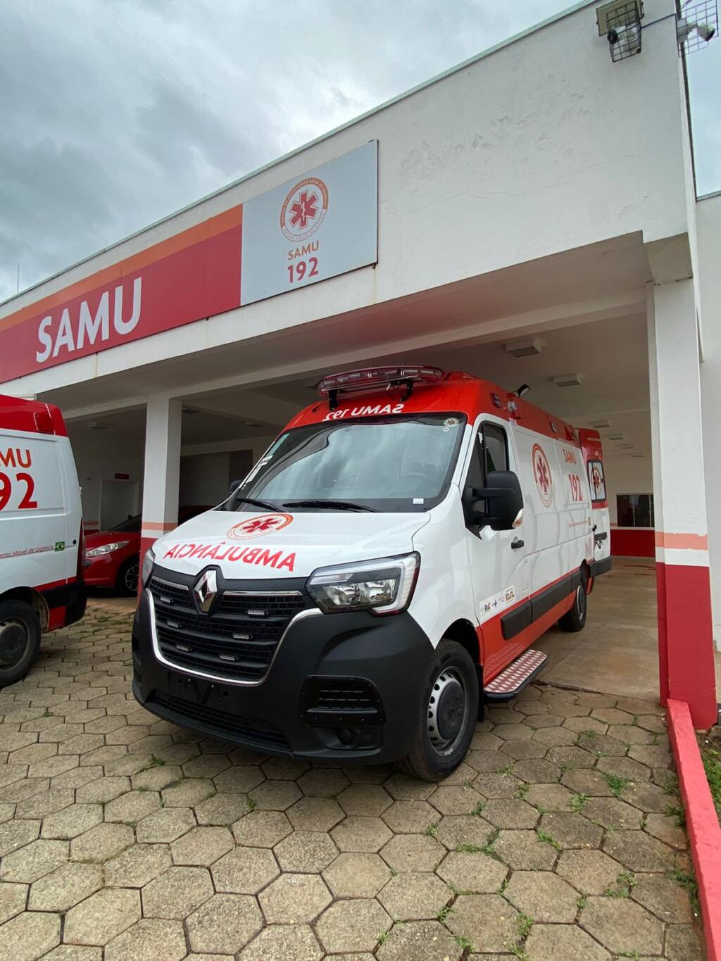 Samu de Santo Antônio da Platina recebe nova ambulância e passa ser Unidade de Suporte Avançado