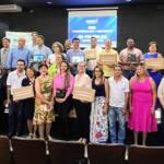 Romanelli entrega 498 computadores para 18 escolas do NRE de Cornélio Procópio