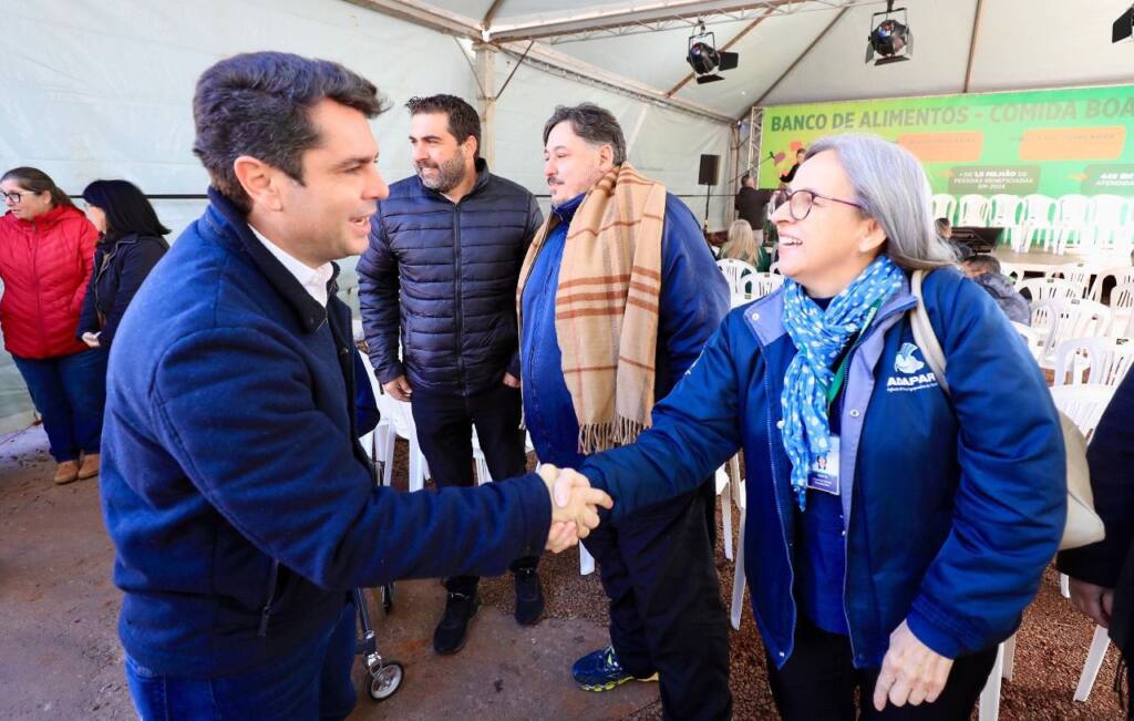 “A política tem que levar qualidade de vida, dignidade e respeito para as pessoas”, diz Curi