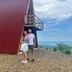 Jade e André celebram bodas de papel em experiência exclusiva no Chalé & Camping Nosso Paraíso Jade e André celebram bodas de papel em experiência exclusiva no Chalé & Camping Nosso Paraíso