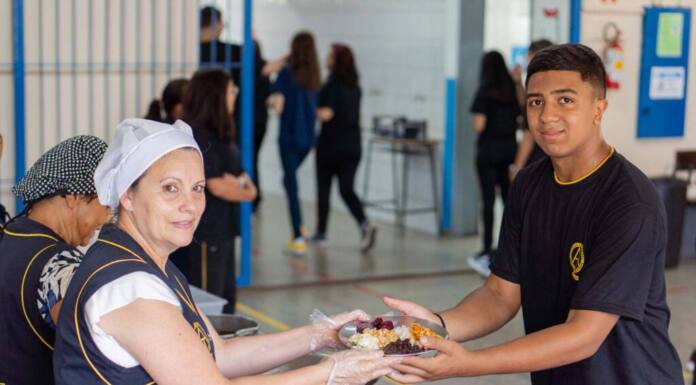 Arroz e feijão orgânicos: alimentação nas escolas estaduais ainda mais saudável