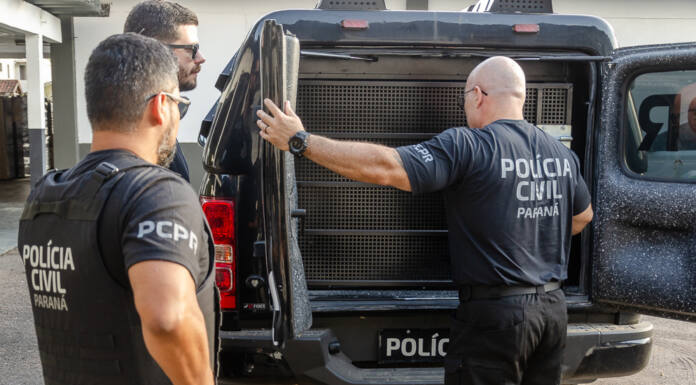 Policiais resgatam vítima de roubo que ficou amarrada e prendem suspeitos na RMC
