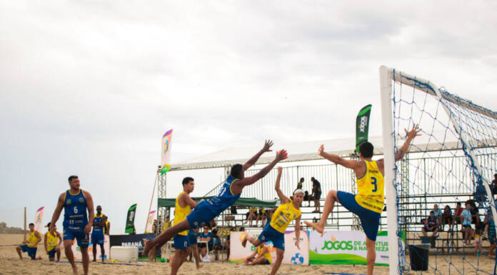 Paranaguá e Ubiratã vencem a final do Circuito Paranaense de Handebol de Areia, em Matinhos Foto: Arnaldo Neto/AEN e Amanda Cristina Borges/SEES-PR