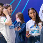 Ganhando o Mundo 2025: emoção de pais e alunos marca primeiros embarques do ano Ganhando o Mundo 2025: emoção de pais e alunos marca primeiros embarques do ano