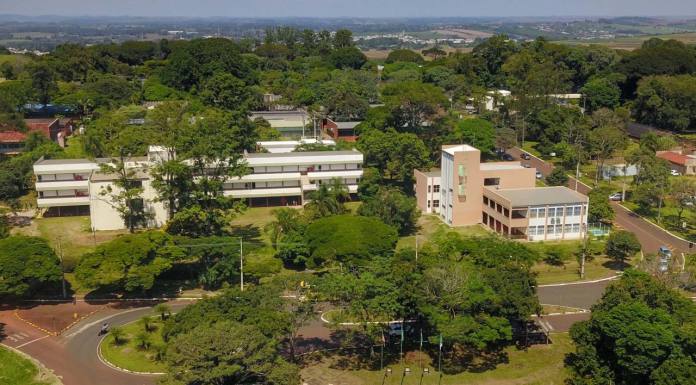 UEL abre prazo para pedidos de isenção e desconto da taxa de inscrição do Vestibular 2027 Universidade Estadual de Londrina. Foto: José Fernando Ogura/Arquivo AEN
