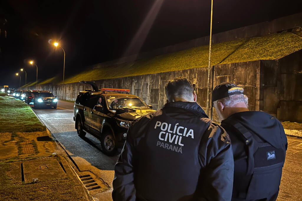 PCPR prende 41 pessoas em megaoperação contra o tráfico de drogas no Litoral PCPR prende 41 pessoas em megaoperação contra o tráfico de drogas no Litoral
