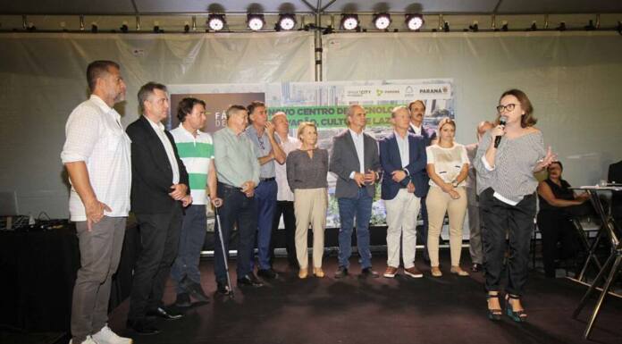 Fábrica de Ideias é apresentada a autoridades e empresários no encerramento do Smart City